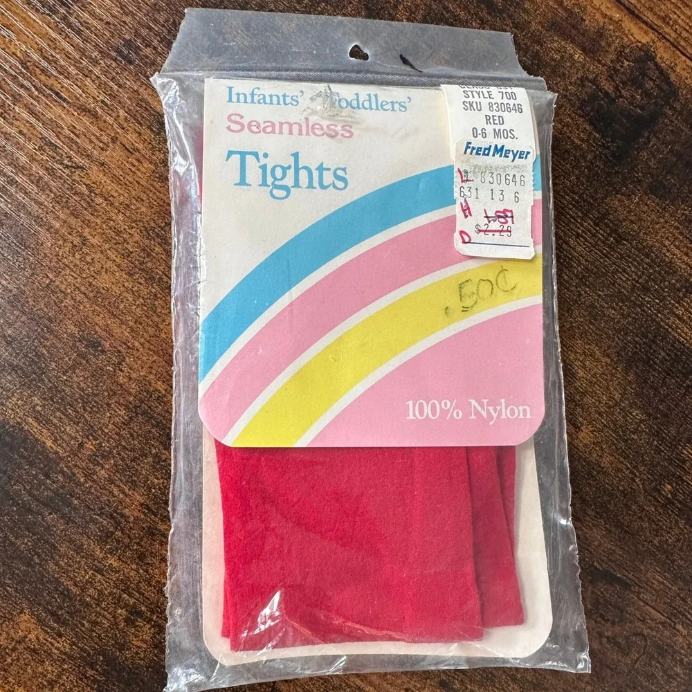 Vintage 80's Red Seamless Infants Tights 0-6 Months 100%‎ Nylon Retro USA Baby